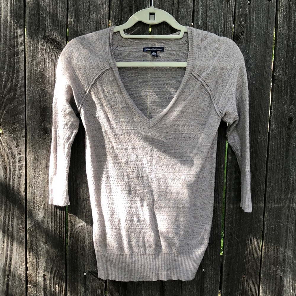 American Eagle sweater